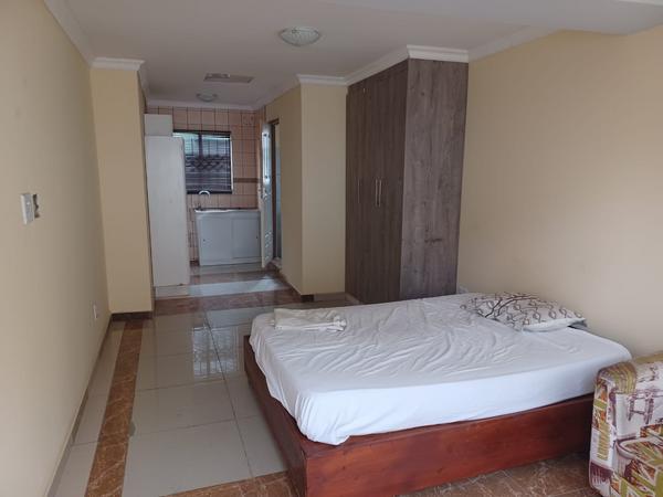 Cottage For Rent in Liefde En Vrede, Johannesburg